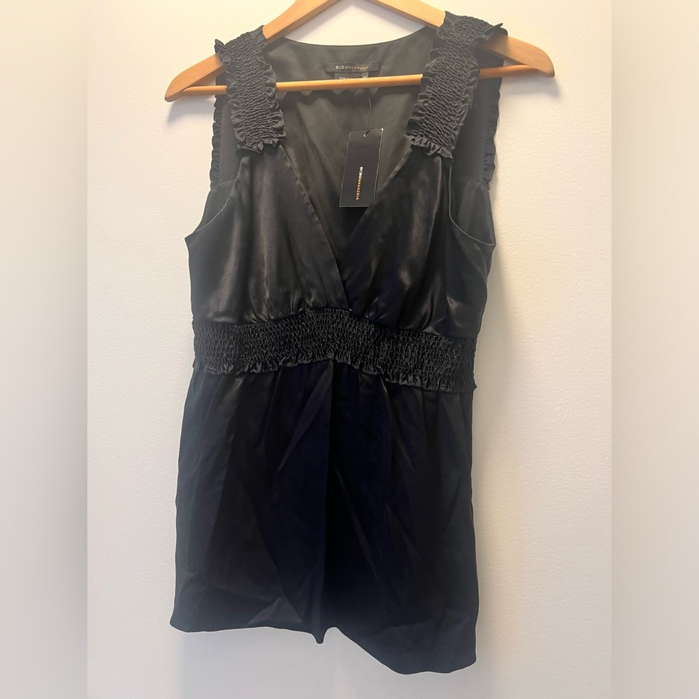 NWT BCBGMaxazria 100% Silk Black Sleeveless Empire Blouse. New With Tags, Medium